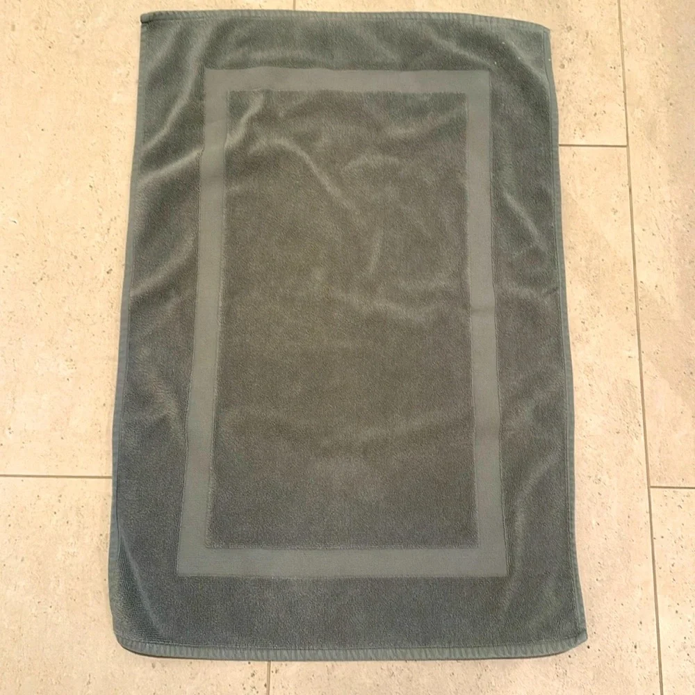 Restoration Hardware bath mat